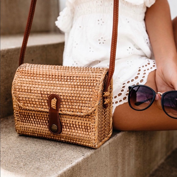 Handbags - NEW NEW NEW Hand Woven Ratten Crossbody